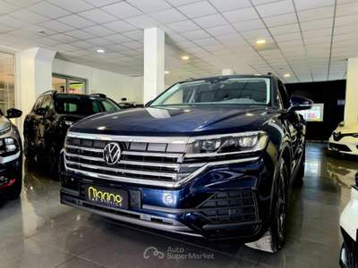 Volkswagen Touareg 3.0 TDI Elegance Blu/Azzurro usata Carinaro