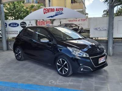 Peugeot 208 BlueHDi 100 S&S 5p. GT Line Nero usata Villaricca