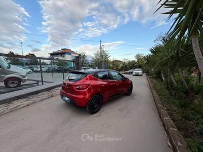 Renault Clio 1.2 75 CV 5p. Costume National usata Campagna