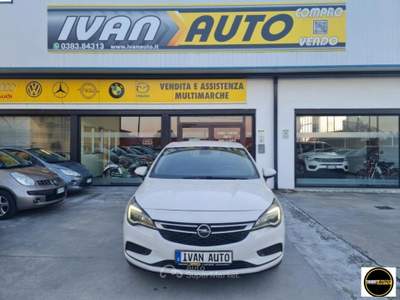 Opel Astra  1.6 CDTi 136 CV 5p.aut. Innovation Bianco usata Casatisma