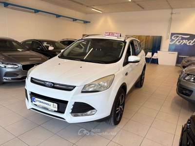 Ford Kuga PLUS 2.0 TDCI 140 CV 2WD 6mt Bianco usata Bagnaria Arsa