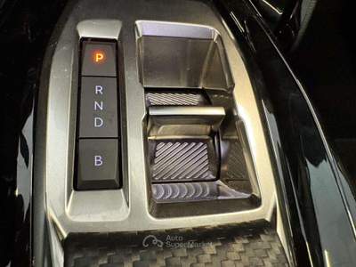 Peugeot 2008 ALLURE motore elettrico 156 CV 5 porte SPOTICAR Bianco usata Bagnaria Arsa