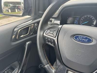 Ford Ranger Wildtrack Doppia Cabina 2.0 EcoBlue 213CV 4×4 Manuale Grigio usata Crocetta del Montello