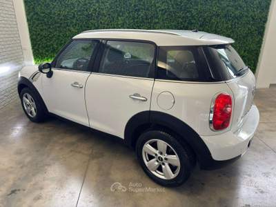 MINI One Mini Countryman R60 1.6 Business E6 Bianco usata Terni