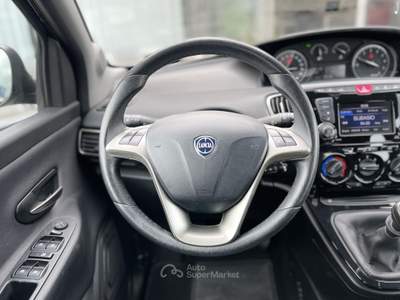 Lancia Ypsilon Gpl 69CV E6 Neo - 2020 Blu/Azzurro usata Roma