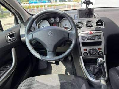 Peugeot 308 308  5p 1.6 e-hdi 8v Access s Bianco usata Cavarzere
