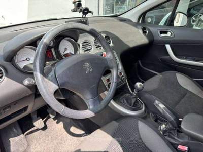 Peugeot 308 308  5p 1.6 e-hdi 8v Access s Bianco usata Cavarzere