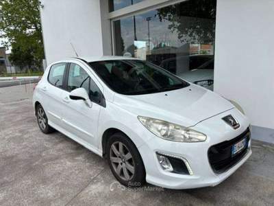 Peugeot 308 308  5p 1.6 e-hdi 8v Access s Bianco usata Cavarzere