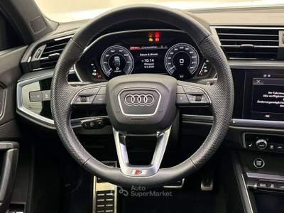 Audi Q3 Q3 45 1.4 tfsi e Identity Black s-tronic 2023 Plug-in Hybrid 245Cv Bianco usata Monte Compatri