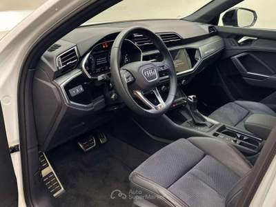 Audi Q3 Q3 45 1.4 tfsi e Identity Black s-tronic 2023 Plug-in Hybrid 245Cv Bianco usata Monte Compatri
