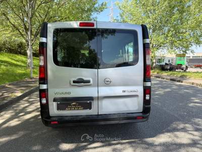 Opel Vivaro PC-TN Combi Grigio usata Livorno