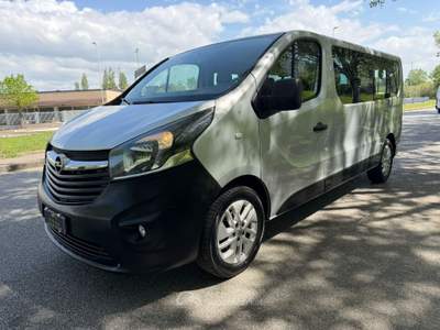 Opel Vivaro PC-TN Combi Grigio usata Livorno