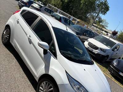 Ford Fiesta 3 porte Black & White Edition Bianco usata Livorno