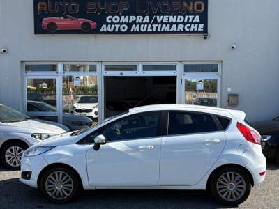Ford Fiesta 3 porte Black & White Edition Bianco usata Livorno