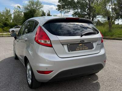 Ford Fiesta 5 porte Titanium Grigio usata Livorno