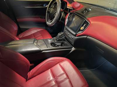 Maserati Ghibli Auto da Vetrina !!!  Tenuta sempre in Garage Nero usata Siena