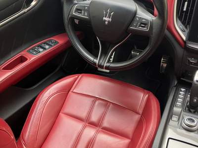 Maserati Ghibli Auto da Vetrina !!!  Tenuta sempre in Garage Nero usata Siena