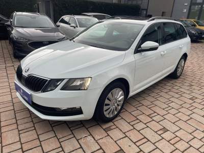 Skoda Octavia 1.4 tsi g-tec Design Edition 110cv Bianco usata Sarego