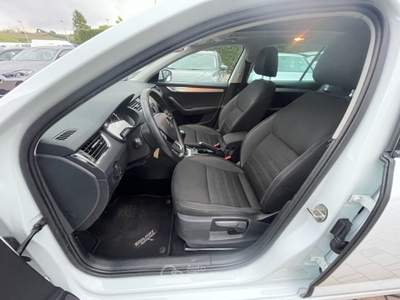 Skoda Octavia 1.4 tsi g-tec Design Edition 110cv Bianco usata Sarego