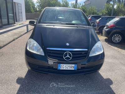 Mercedes-Benz Classe A MB A 150 BLUE EFFICIENCY X NEOPATENTATI Nero usata Ravenna