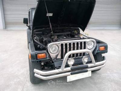 Jeep Wrangler TJ 4.O SPORT Nero usata Benevento