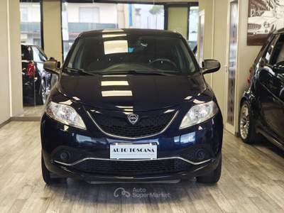 Lancia Ypsilon 5 porte GPL Ecochic Gold Blu/Azzurro usata Montecatini-Terme