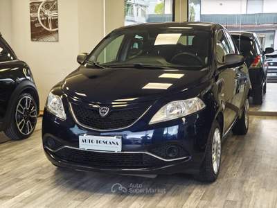 Lancia Ypsilon 5 porte GPL Ecochic Gold Blu/Azzurro usata Montecatini-Terme