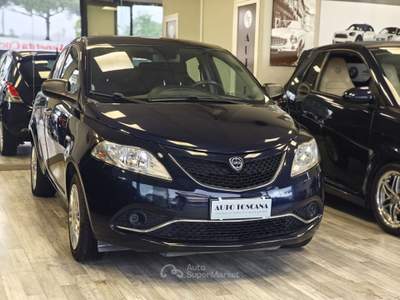 Lancia Ypsilon 5 porte GPL Ecochic Gold Blu/Azzurro usata Montecatini-Terme