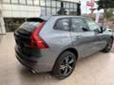 Volvo XC60 XC60 2.0 d4 R-design auto my20 Grigio usata Pomezia