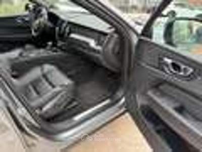 Volvo XC60 XC60 2.0 d4 R-design auto my20 Grigio usata Pomezia