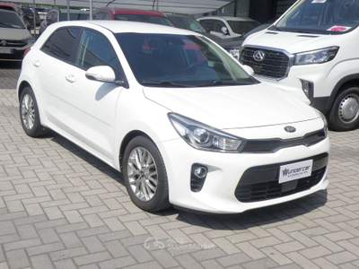 Kia Rio Rio IV 2017 1.4 crdi Cool 90cv Bianco usata Treviglio