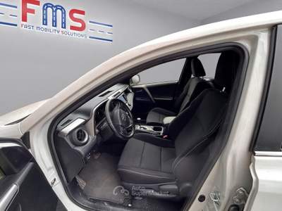 Toyota RAV4 Rav4 2.5 vvt-i h Dynamic+ 4wd e-cvt Bianco usata Torino