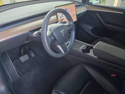 Tesla Model Y dual motor  Bianco usata Milano