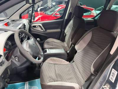 Peugeot Partner Neopatentati GPL 7 Posti usata Sedriano