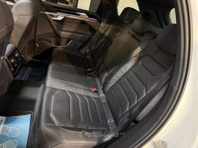 Volkswagen Touareg R-line+Tetto+Pelle+4sterzanti usata Sedriano