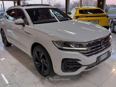 Volkswagen Touareg R-line+Tetto+Pelle+4sterzanti usata Sedriano
