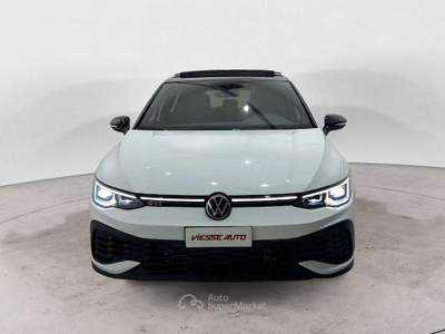 Volkswagen Golf VIII 2.0 tsi GTI Clubsport 45 300cv dsg IVA ESPOSTA Bianco usata Milano