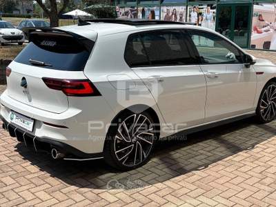 Volkswagen Golf VOLKSWAGEN Golf 2.0 TSI GTI Bianco usata Manerba del Garda