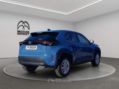 Toyota Yaris Cross 1.5 H Active FWD E-CVT Blu/Azzurro usata Roma