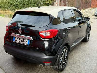 Renault Captur 1.5 dCi 90cv Energy R-Link - 2015 Nero usata Giugliano in Campania
