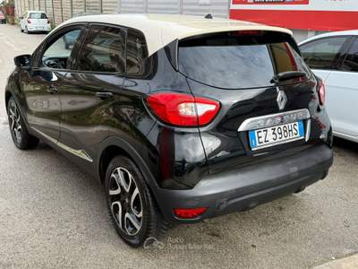 Renault Captur 1.5 dCi 90cv Energy R-Link - 2015 Nero usata Giugliano in Campania