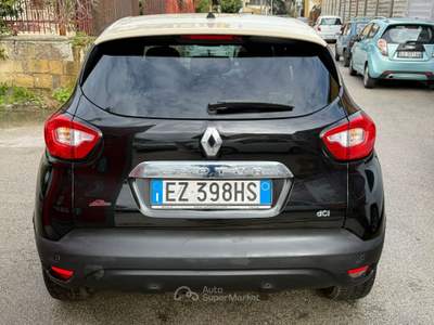 Renault Captur 1.5 dCi 90cv Energy R-Link - 2015 Nero usata Giugliano in Campania