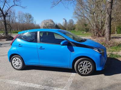 Toyota Aygo ottimo stato Blu/Azzurro usata moncalieri