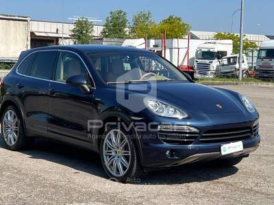 Porsche Cayenne PORSCHE Cayenne 3.0 Diesel Blu/Azzurro usata Carpi