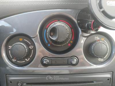 Renault Clio Renault Clio 1.2 16V 20th Anniversary #10789 Bianco usata Legnago