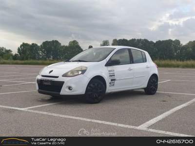 Renault Clio Renault Clio 1.2 16V 20th Anniversary #10789 Bianco usata Legnago