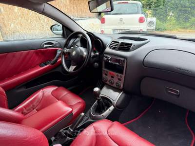 Alfa Romeo GT 1.9 jtd mjt Distinctive usata Bastia Umbra