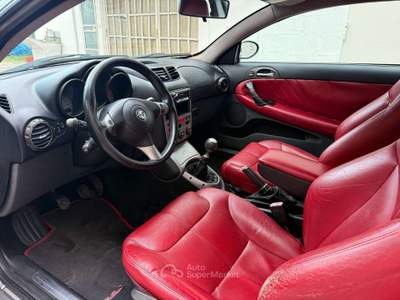 Alfa Romeo GT 1.9 jtd mjt Distinctive usata Bastia Umbra