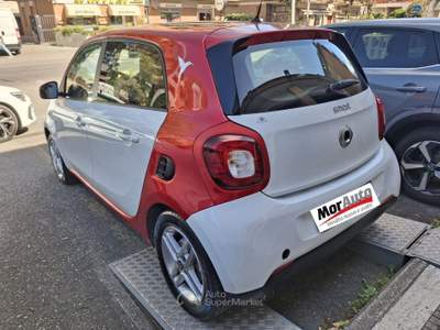Smart ForFour Smart Forfour 1.0 passion Bianco usata Monterotondo