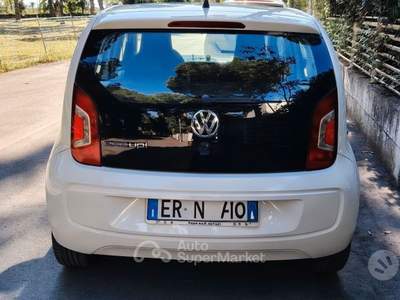 Volkswagen up! TAGLIANDI VW  8 ruote! Bianco usata Bologna